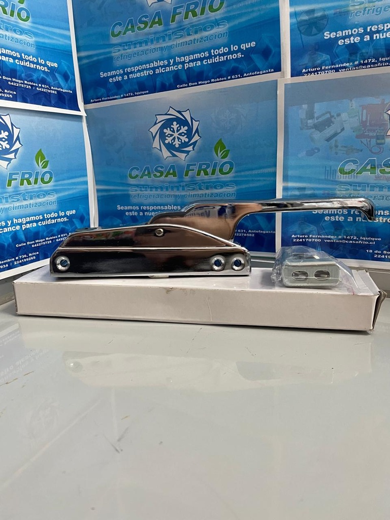 CHAPA CERROJO PARA REFRIGERADOR COMERCIAL QKL-10 QE 40/60 QUALITY